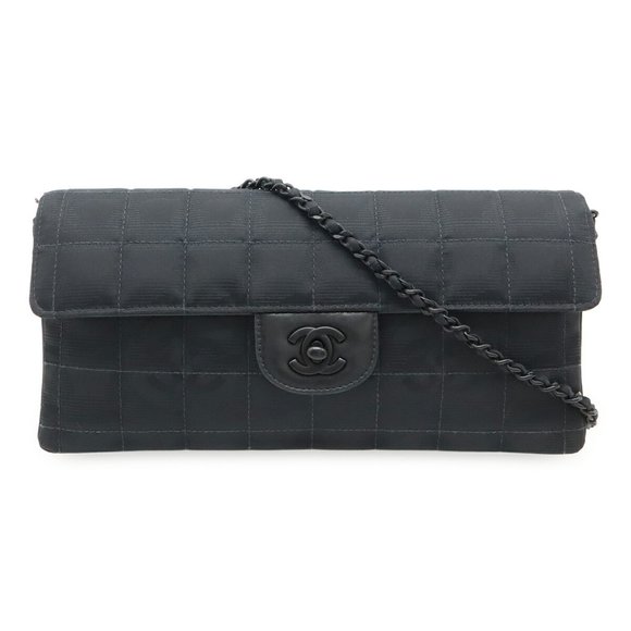 CHANEL New Travel Line Chain Shoulder Bag in Black Nylon, A15316 - Picture 1 of 10